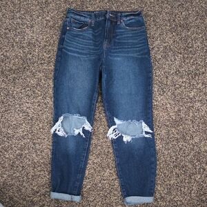 No Boundaries Blue Ankle Cropped Jeans with Classic Worn-In Look